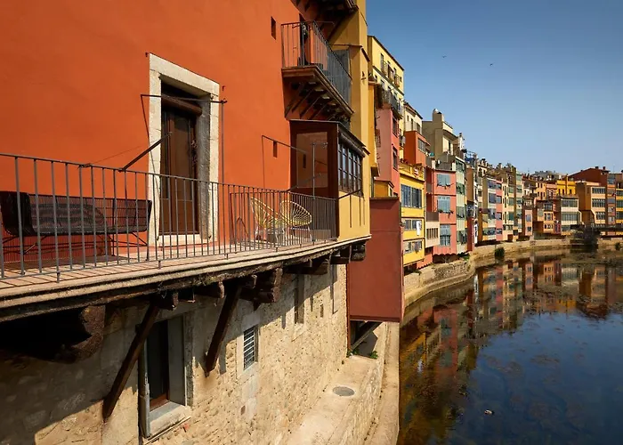 Gaia & Lofts Apartment Girona