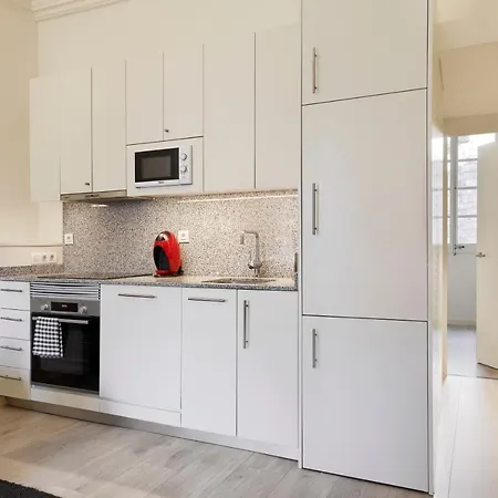 Gaia & Lofts Апартаменты Жирона