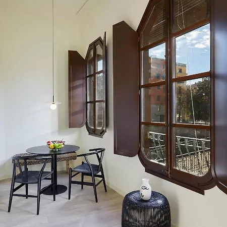 Gaia & Lofts * Жирона