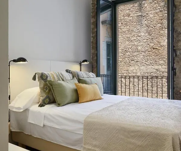 Gaia & Lofts Apartment Girona