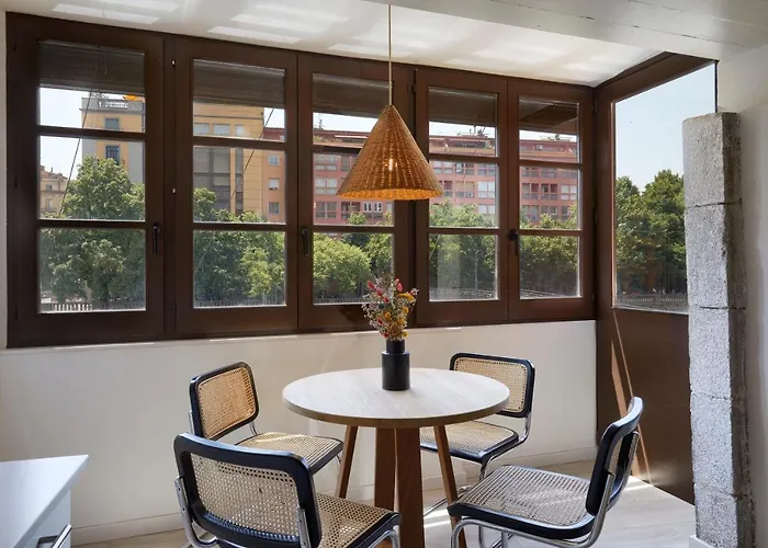 Gaia & Lofts Apartment Girona