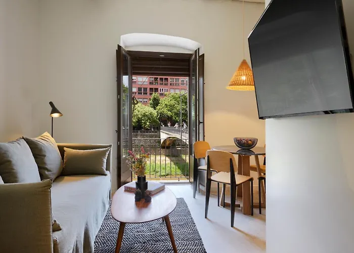 Gaia & Lofts Apartment Girona