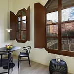 Gaia & Lofts Apartment Girona